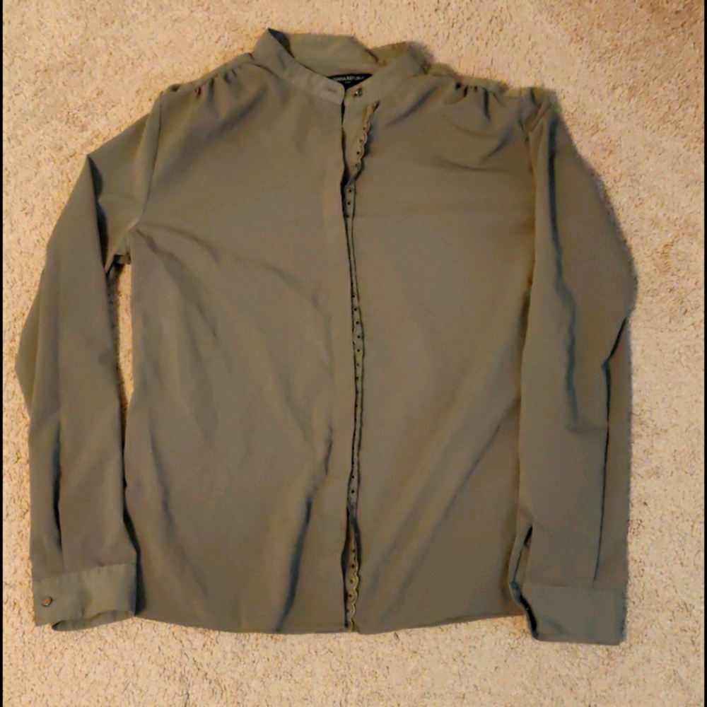 Women's dress shirt